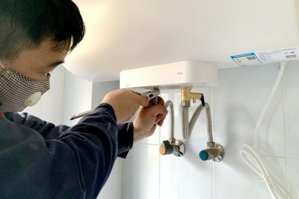 重慶海爾熱水器維修熱線(全市)24H預約上門電話號碼