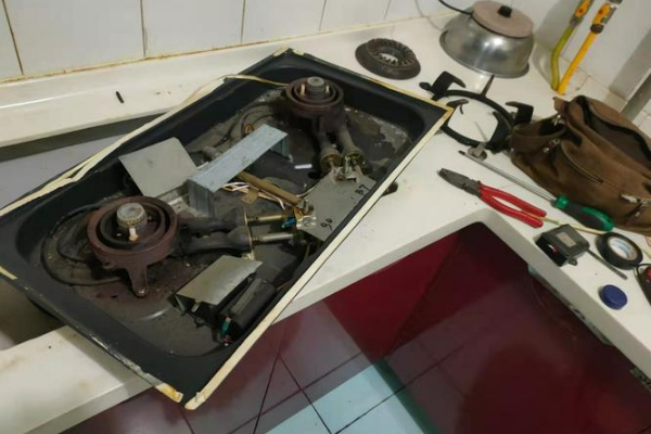 燃氣灶管道堵塞